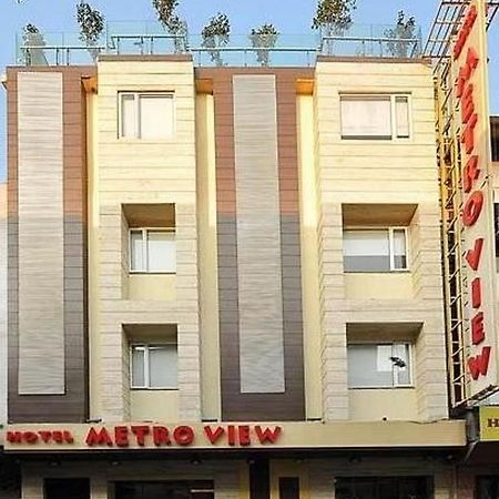 Hotel Metro View Дели Экстерьер фото
