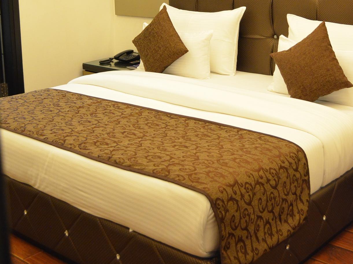 Hotel Metro View Дели Экстерьер фото